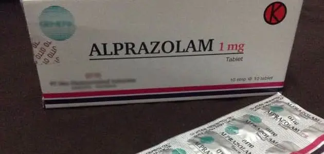 دواعي استعمال دواء البرازولام لعلاج القلق Alprazolam والآثار الجانبية